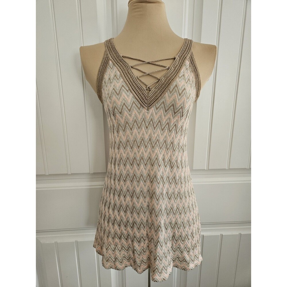 White House Black Market WHBM Caged Front Chevron Knit Tank Metallic Sz M
